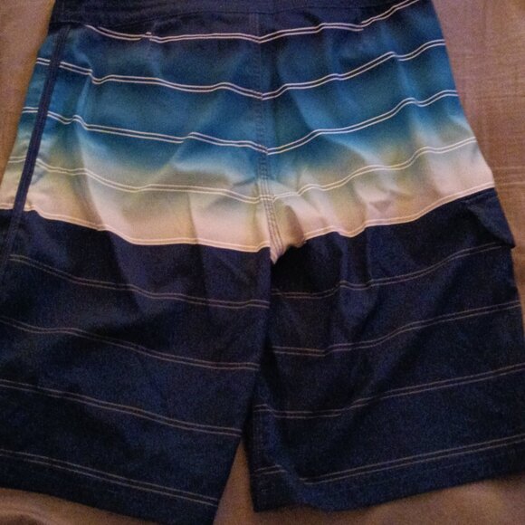 Goodfellow. Drawstring Board shorts.. 30" W, 10" Inseam NWOT - Picture 5 of 5